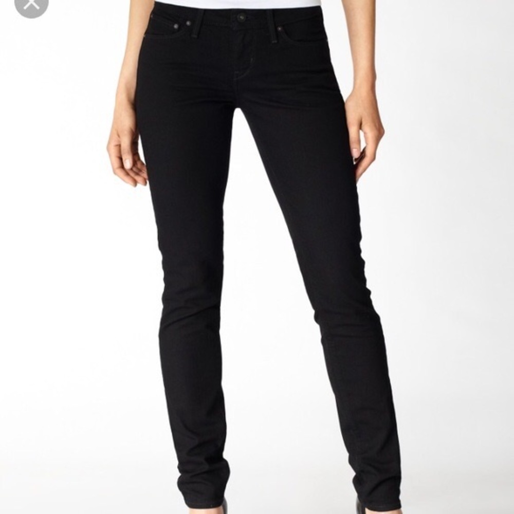 Levi’s Black Denim Skinny Jeans